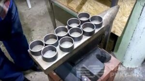 5 способов сделать подставку для кузнечной наковальни