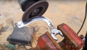 Самодельный сучкорез из гаечного ключа