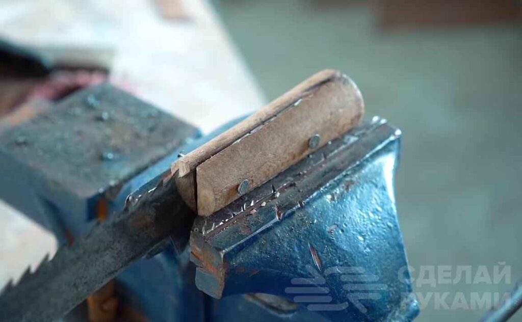 Универсальный нож-тесак из ручной ножовки по дереву